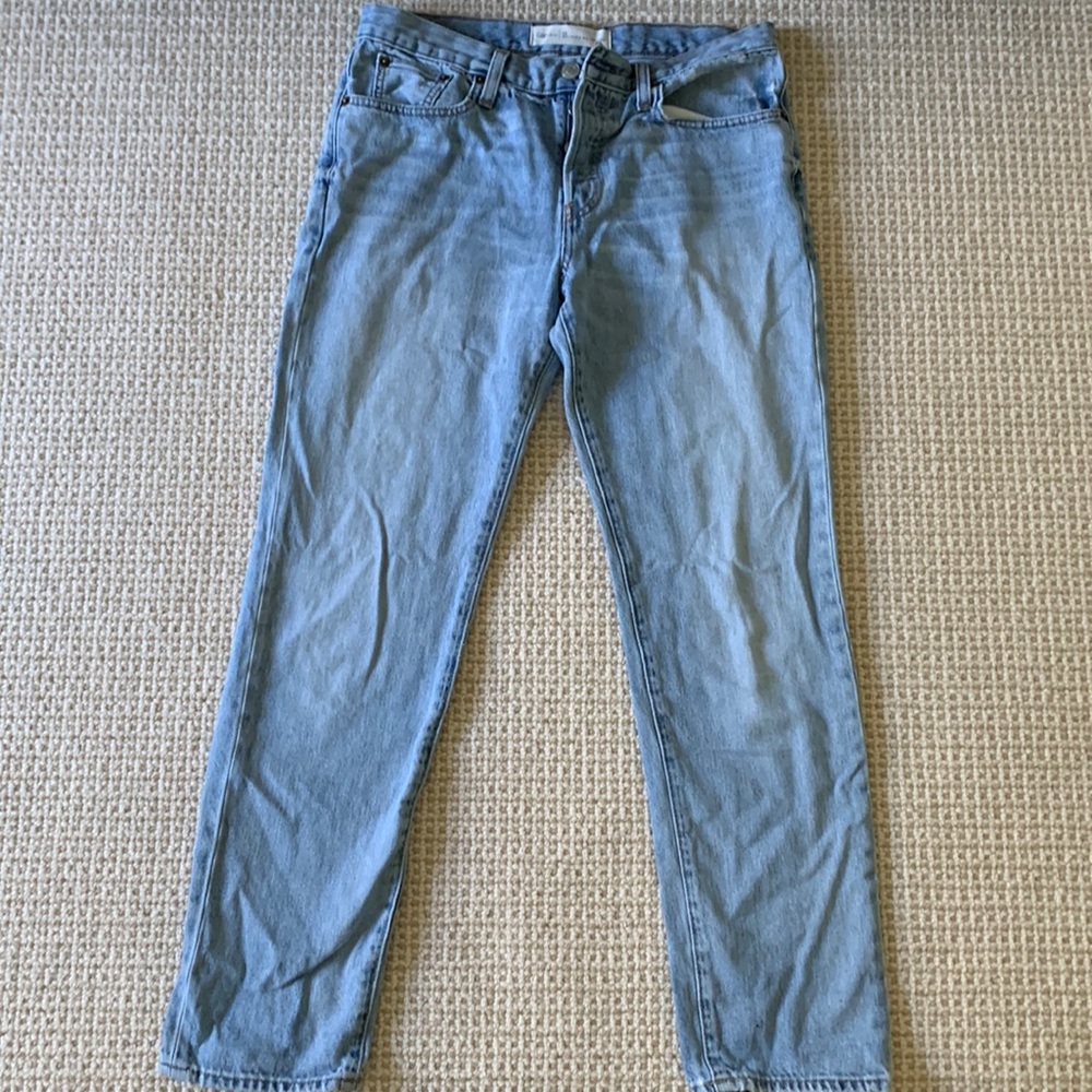 Gap Relaxed Boyfriend Jeans 26